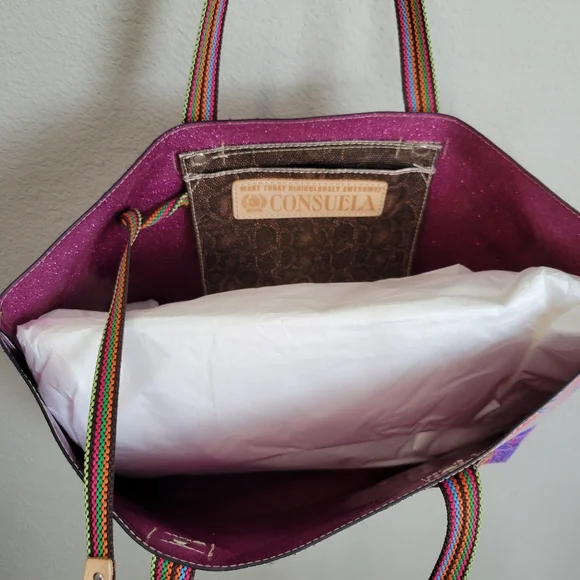 NWT Loretta Breezy East / West Tote cactus print - Picture 5 of 6